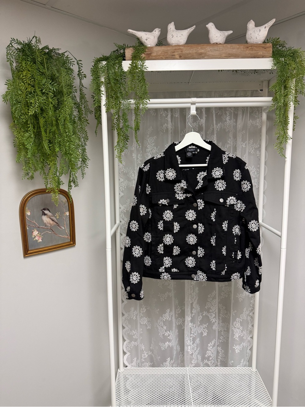 Papillion Daisy Denim Black Cropped Long Sleeve Button Down Jean Jacket Size XL